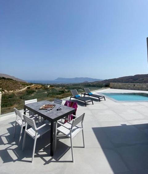 Luxurious Villa Cretan Aura With Private Heated Pool, Jacuzzi And Playroom Agios Ioannis  Kültér fotó